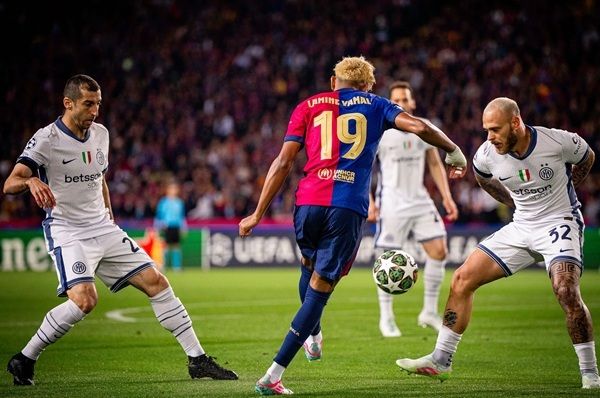 Lamine yamal vs inter milan semifinal de champions 2025